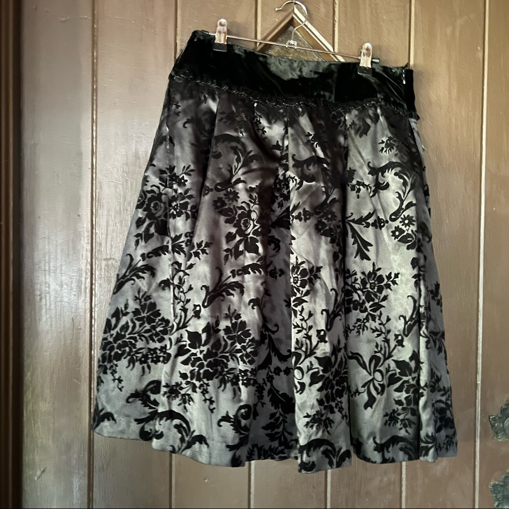 MOVING SALE! Studio I Velvet and floral midi full skirt